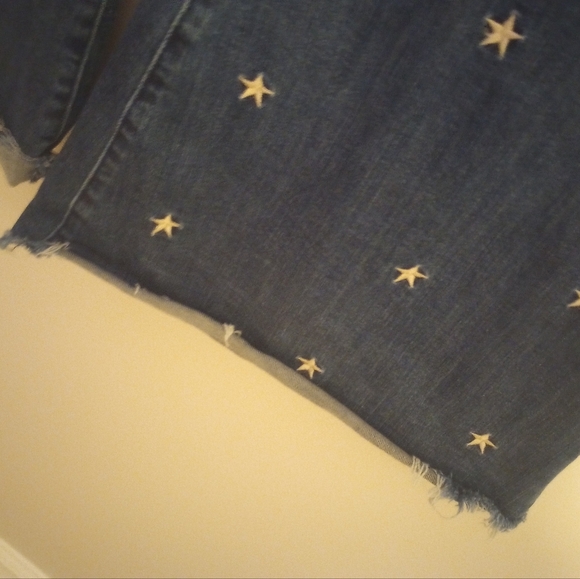 Judy Blue Women's Super Flare Star Embroidered Jeans - Picture 6 of 13